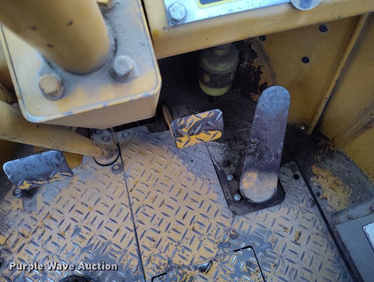 image for item DP5073 1978 Caterpillar 910 wheel loader