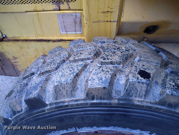 image for item DP5073 1978 Caterpillar 910 wheel loader