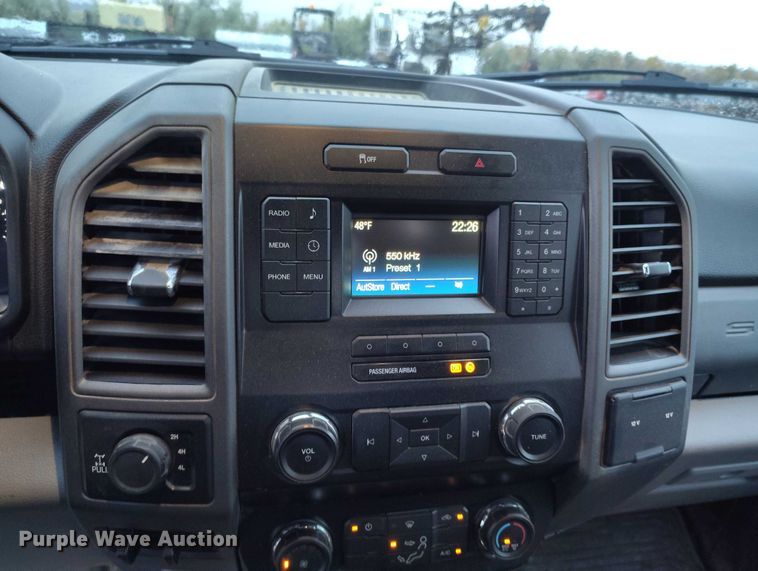 image for item DP5074 2019 Ford F350 Super Duty XL Crew Cab pickup truck