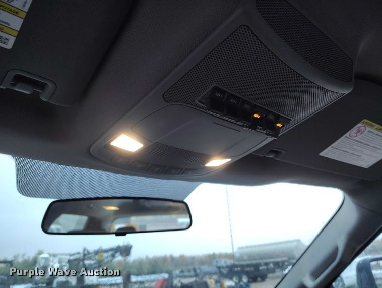 image for item DP5074 2019 Ford F350 Super Duty XL Crew Cab pickup truck