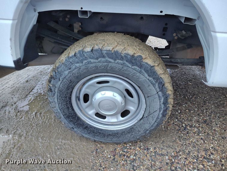 image for item DP5074 2019 Ford F350 Super Duty XL Crew Cab pickup truck