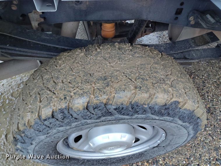 image for item DP5074 2019 Ford F350 Super Duty XL Crew Cab pickup truck