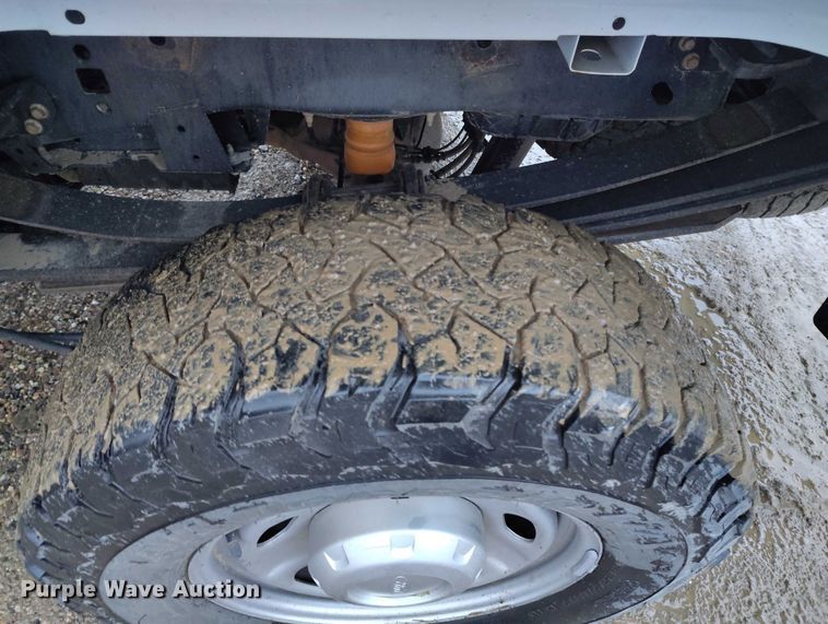 image for item DP5074 2019 Ford F350 Super Duty XL Crew Cab pickup truck