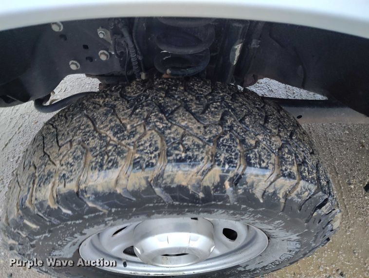 image for item DP5074 2019 Ford F350 Super Duty XL Crew Cab pickup truck