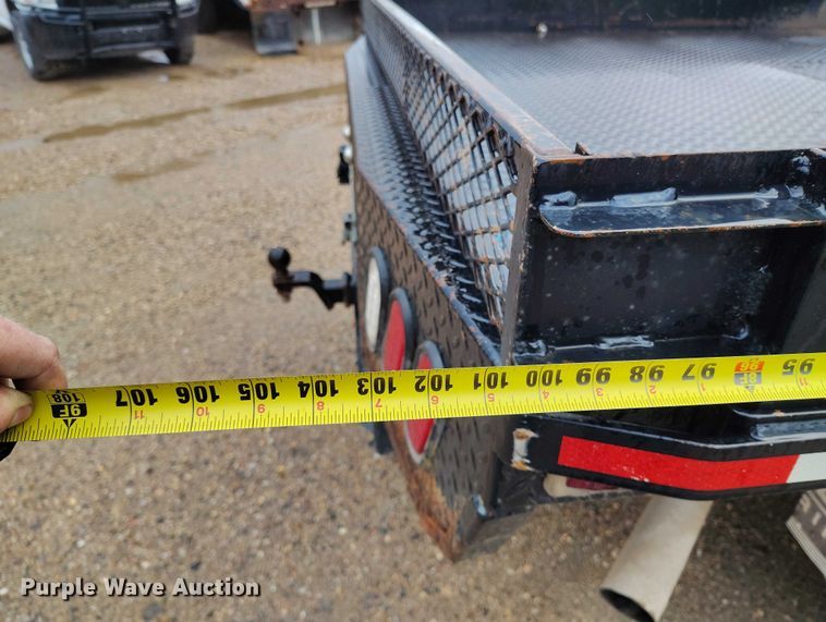 image for item DP5075 2006 GMC Sierra 3500 Crew Cab flatbed truck