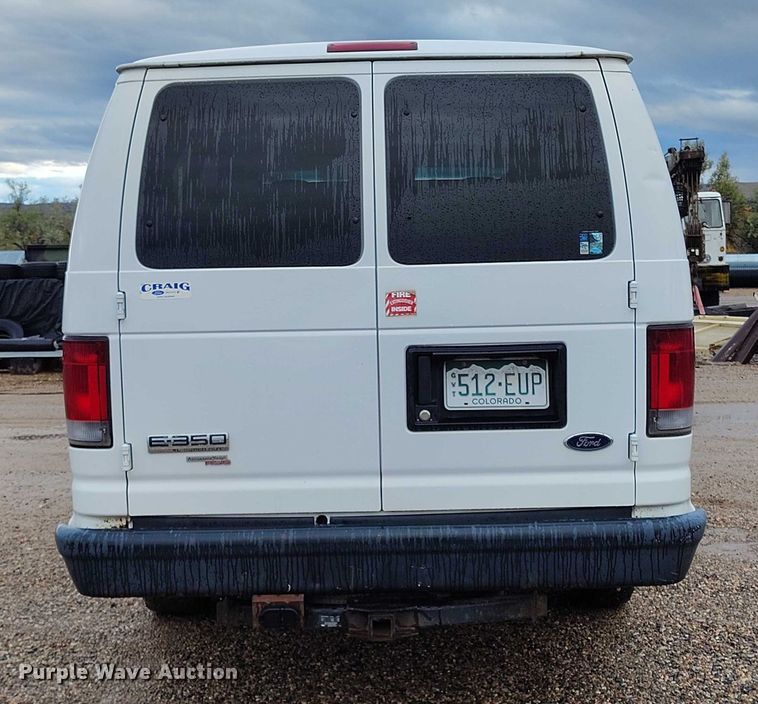 image for item DP5076 2010 Ford E350 Super Duty XL van