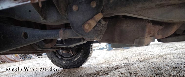 image for item DP5076 2010 Ford E350 Super Duty XL van