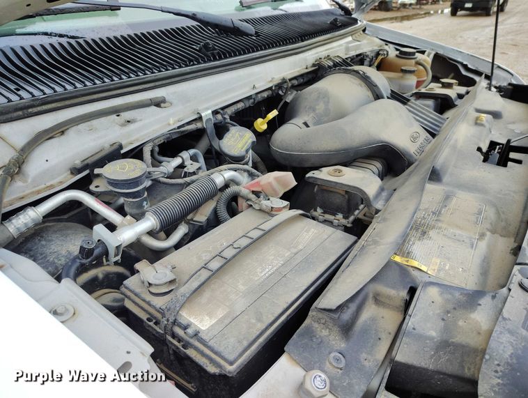 image for item DP5076 2010 Ford E350 Super Duty XL van