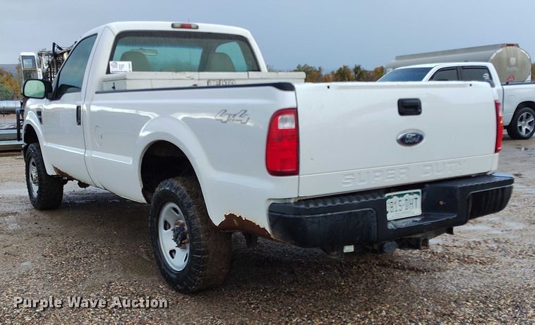 image for item DP5077 2008 Ford F250 Super Duty XL pickup truck