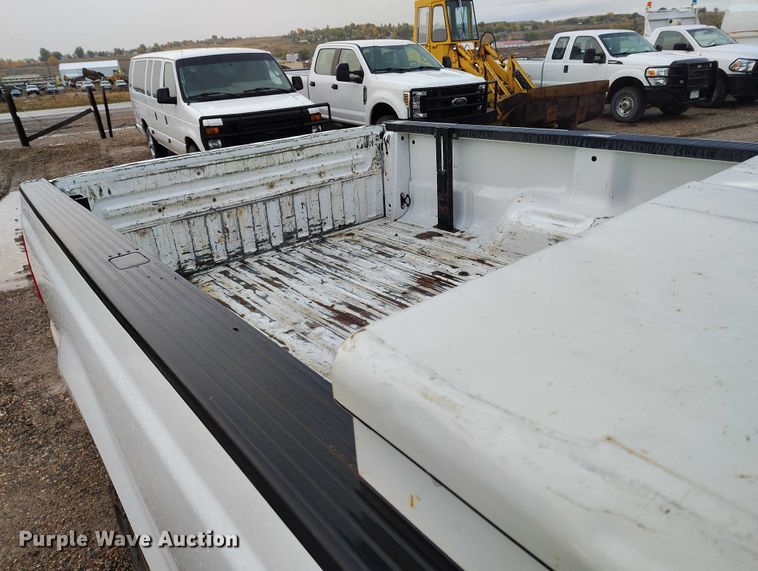 image for item DP5077 2008 Ford F250 Super Duty XL pickup truck