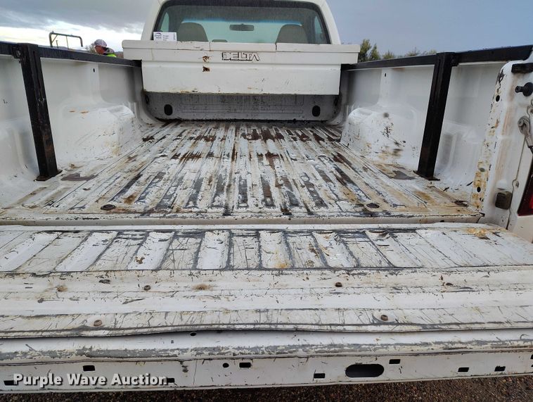 image for item DP5077 2008 Ford F250 Super Duty XL pickup truck