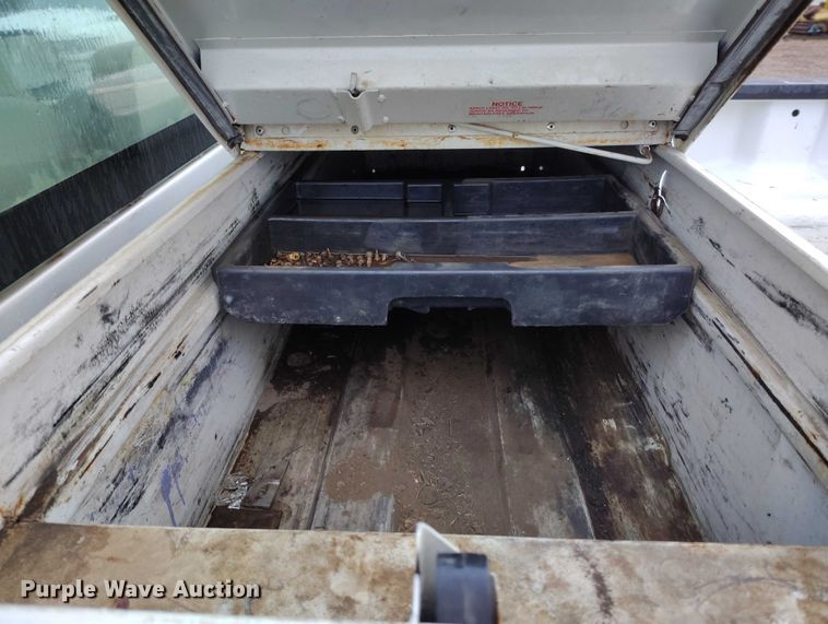 image for item DP5077 2008 Ford F250 Super Duty XL pickup truck