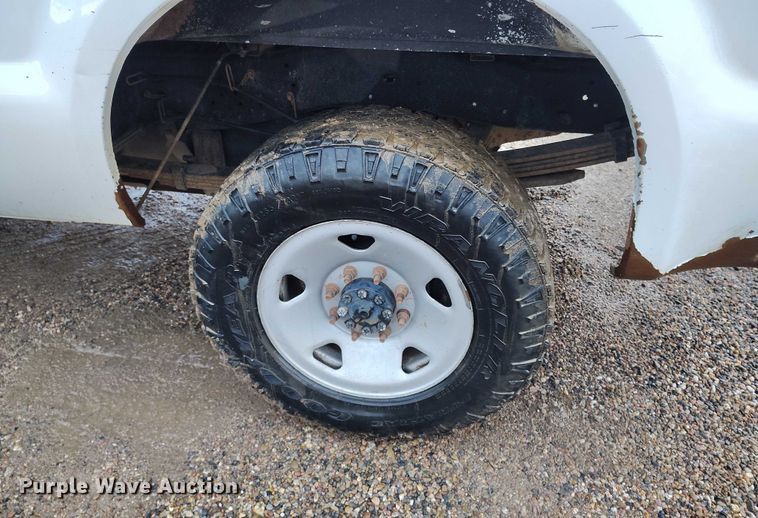 image for item DP5077 2008 Ford F250 Super Duty XL pickup truck