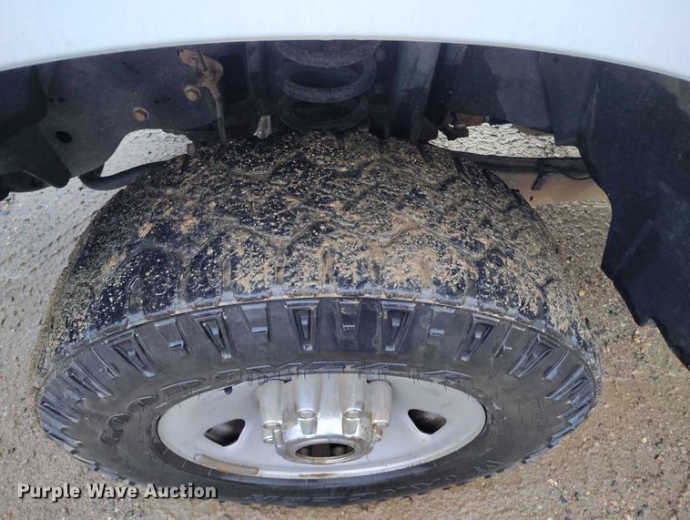 image for item DP5077 2008 Ford F250 Super Duty XL pickup truck