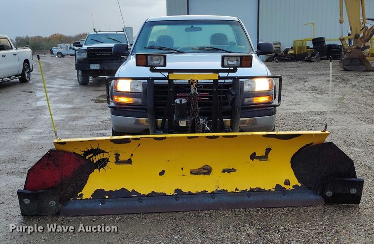 image for item DP5078 1999 GMC Sierra 2500 pickup truck