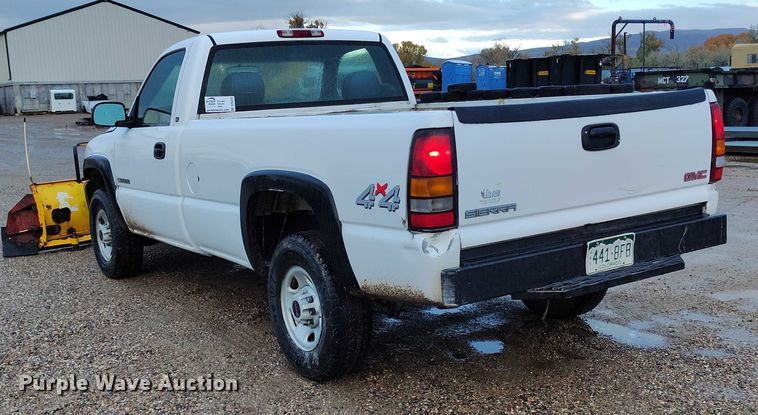 image for item DP5078 1999 GMC Sierra 2500 pickup truck