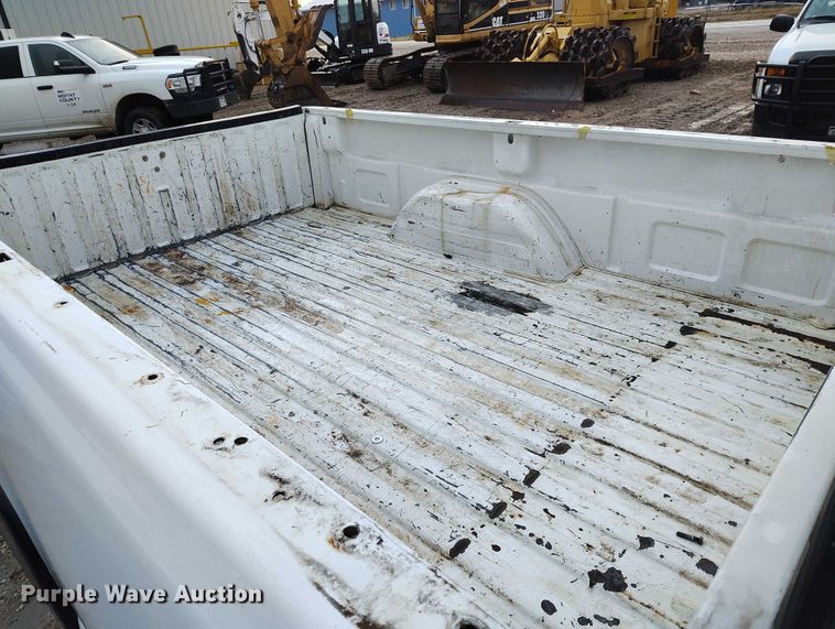 image for item DP5078 1999 GMC Sierra 2500 pickup truck