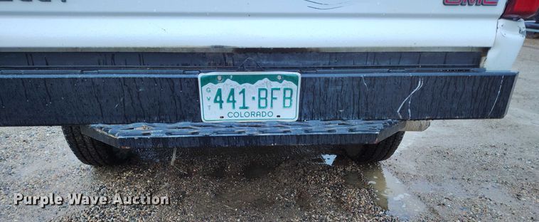 image for item DP5078 1999 GMC Sierra 2500 pickup truck