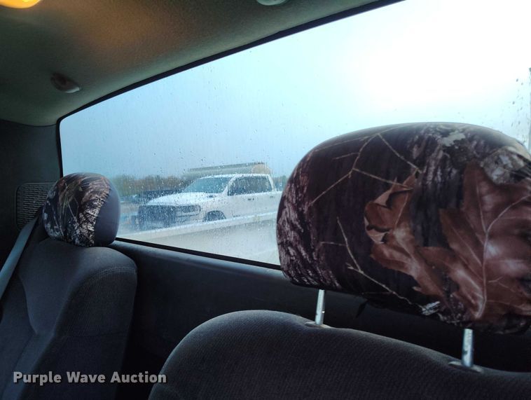 image for item DP5078 1999 GMC Sierra 2500 pickup truck