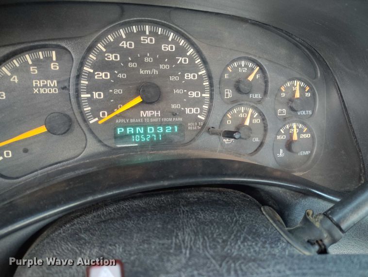 image for item DP5078 1999 GMC Sierra 2500 pickup truck