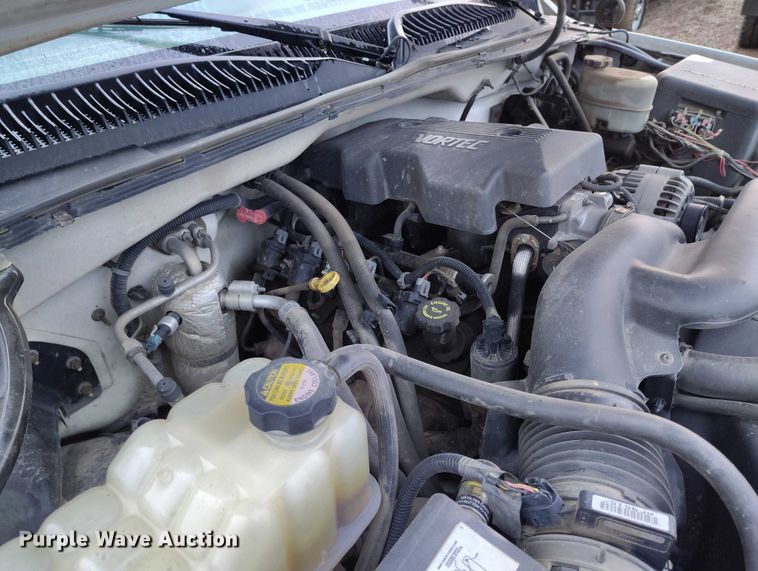 image for item DP5078 1999 GMC Sierra 2500 pickup truck