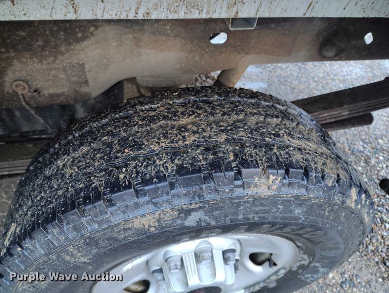 image for item DP5078 1999 GMC Sierra 2500 pickup truck