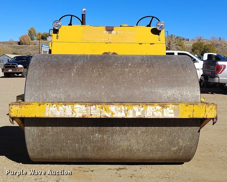 image for item DP5079 Bros Vibradyne SPVA 735 single drum roller