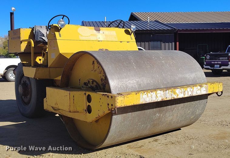 image for item DP5079 Bros Vibradyne SPVA 735 single drum roller