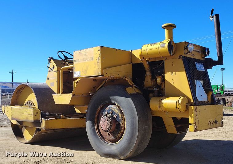 image for item DP5079 Bros Vibradyne SPVA 735 single drum roller