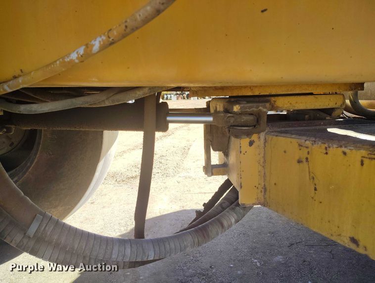 image for item DP5079 Bros Vibradyne SPVA 735 single drum roller