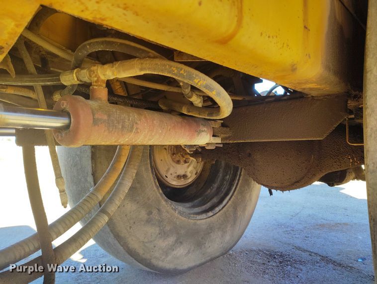 image for item DP5079 Bros Vibradyne SPVA 735 single drum roller