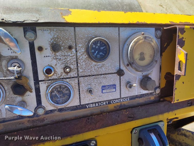 image for item DP5079 Bros Vibradyne SPVA 735 single drum roller