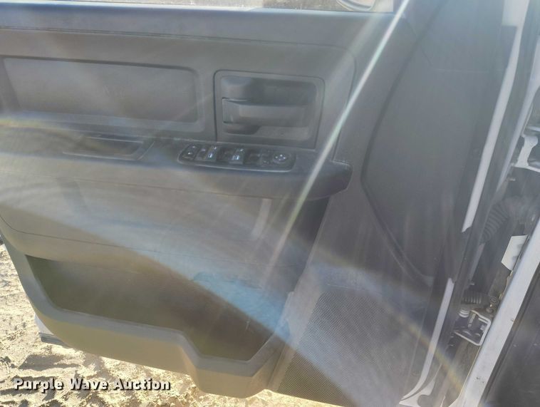 image for item DP5094 2014 RAM 1500 Crew Cab pickup truck