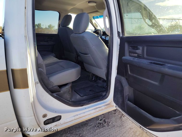 image for item DP5094 2014 RAM 1500 Crew Cab pickup truck