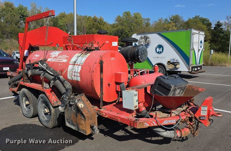 image for item DQ4477 2004 Crafco Airstream Spray injection patcher pothole patcher