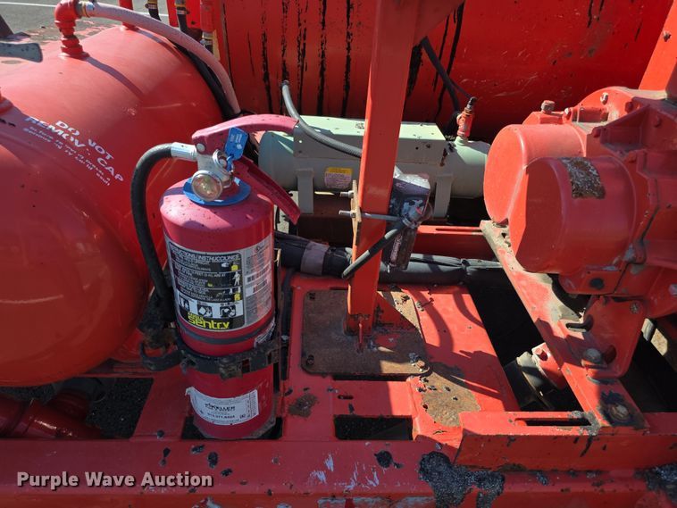 image for item DQ4477 2004 Crafco Airstream Spray injection patcher pothole patcher