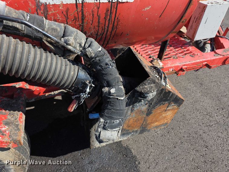 image for item DQ4477 2004 Crafco Airstream Spray injection patcher pothole patcher