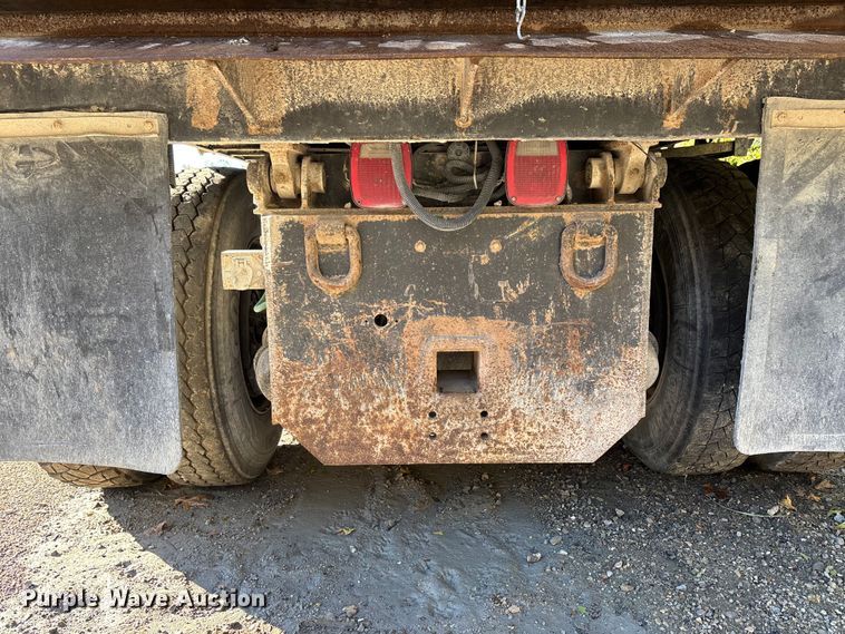 image for item DU1474 2014 International 7400 dump truck