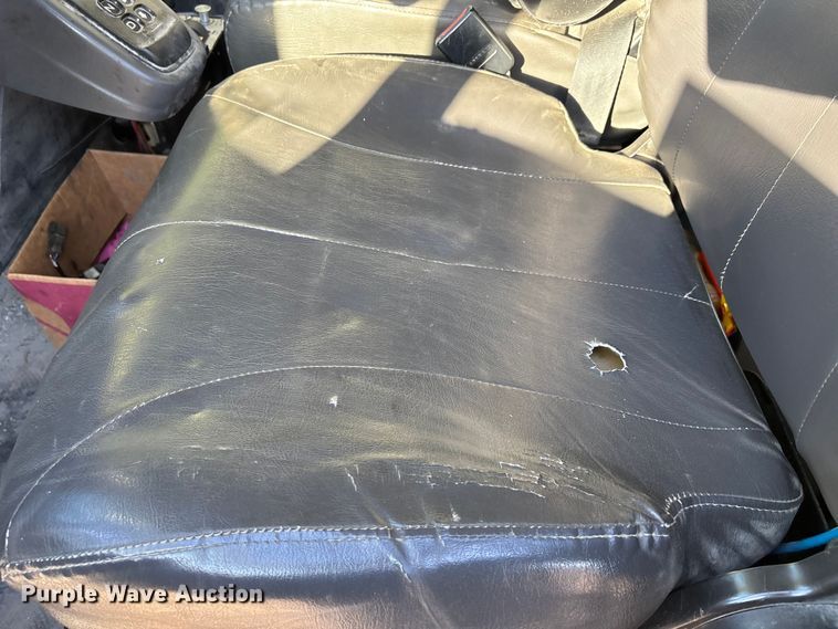 image for item DU1474 2014 International 7400 dump truck