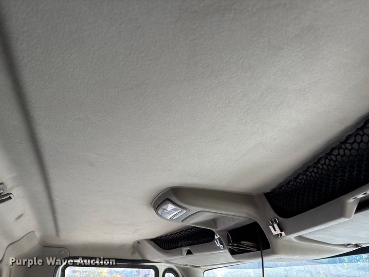 image for item DU1474 2014 International 7400 dump truck