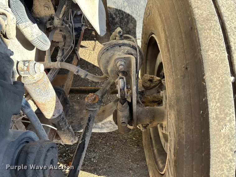 image for item DU1474 2014 International 7400 dump truck