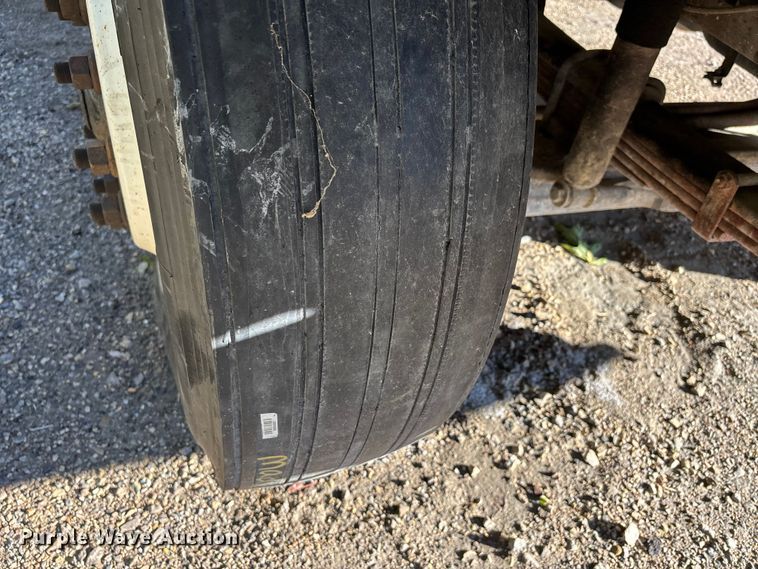 image for item DU1474 2014 International 7400 dump truck