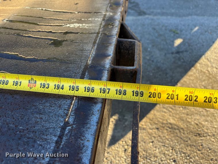 image for item DU1475 2007 International 4300 flatbed truck