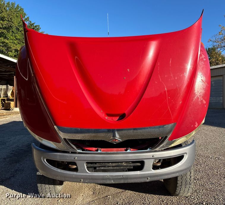 image for item DU1475 2007 International 4300 flatbed truck