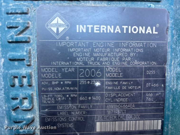 image for item DU1475 2007 International 4300 flatbed truck