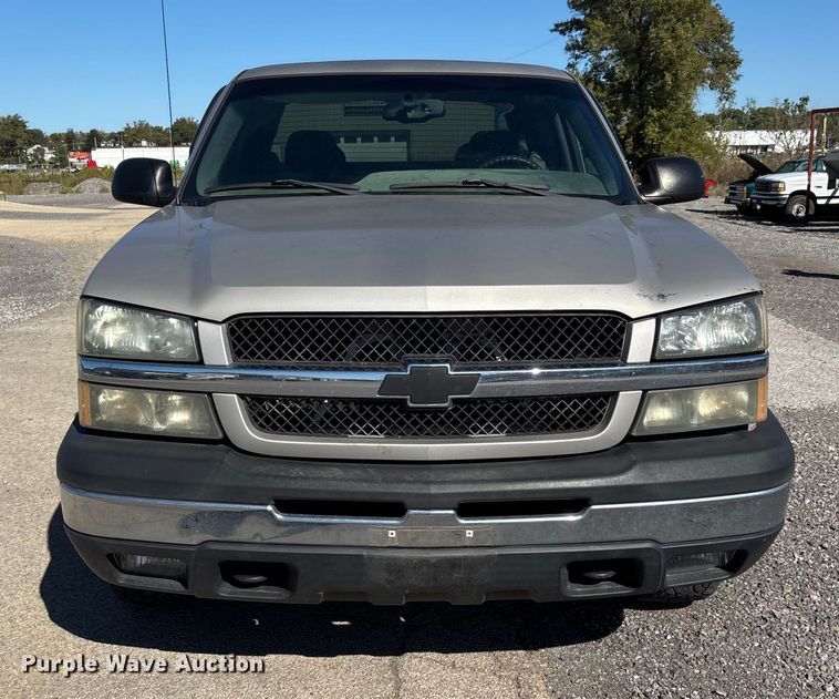 image for item DU1477 2004 Chevrolet Silverado 1500 Ext. Cab pickup truck