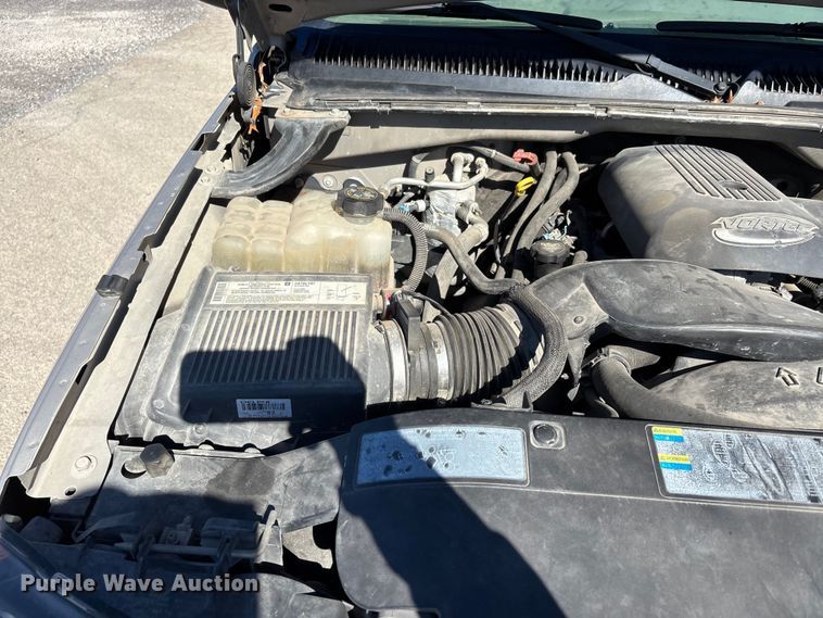 image for item DU1477 2004 Chevrolet Silverado 1500 Ext. Cab pickup truck