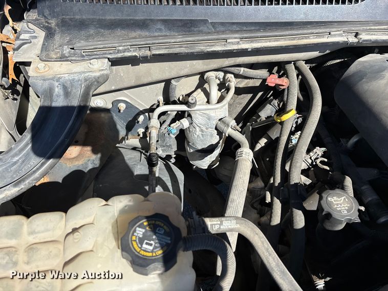 image for item DU1477 2004 Chevrolet Silverado 1500 Ext. Cab pickup truck