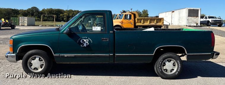 image for item DU1481 1996 Chevrolet C1500 pickup truck