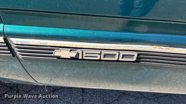 image for item DU1481 1996 Chevrolet C1500 pickup truck